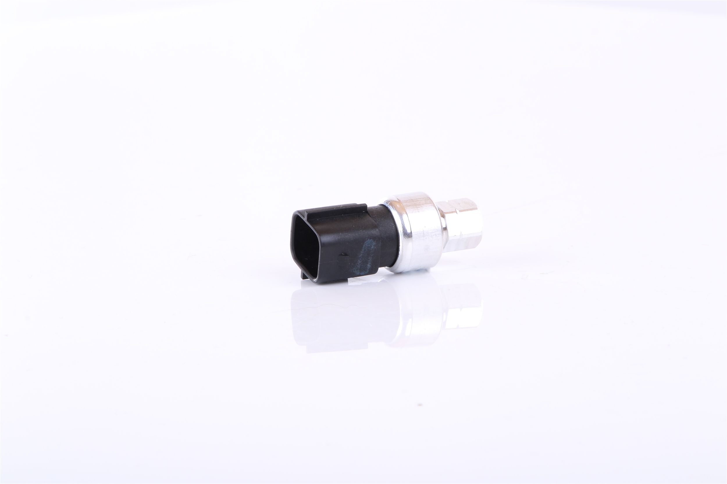 NISSENS 301003 Druksensor voor airco FORD MONDEO III Saloon (B4Y) 2.5 V6 Benzine 170 Pk 2003 kosten