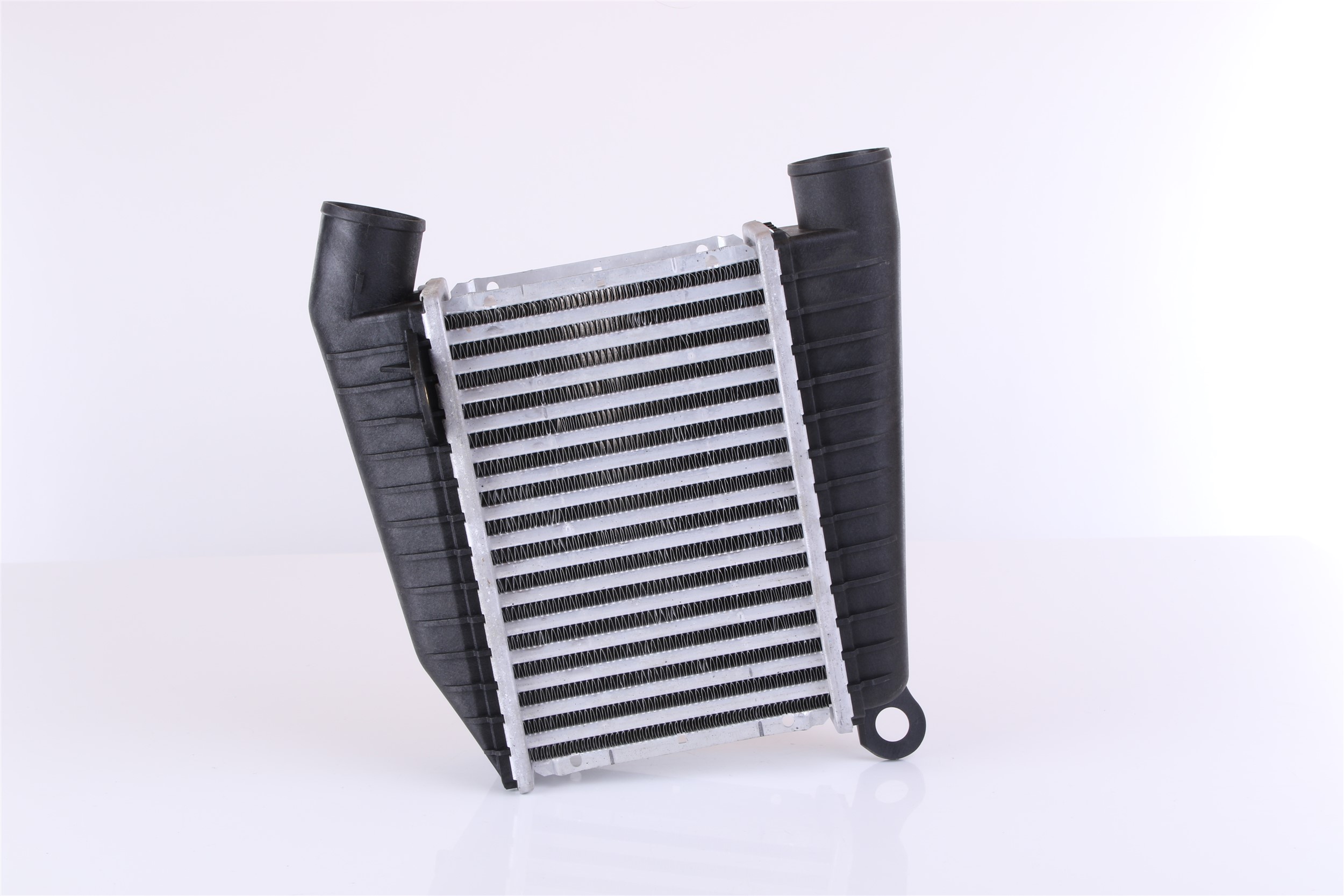 NISSENS Intercooler 96864