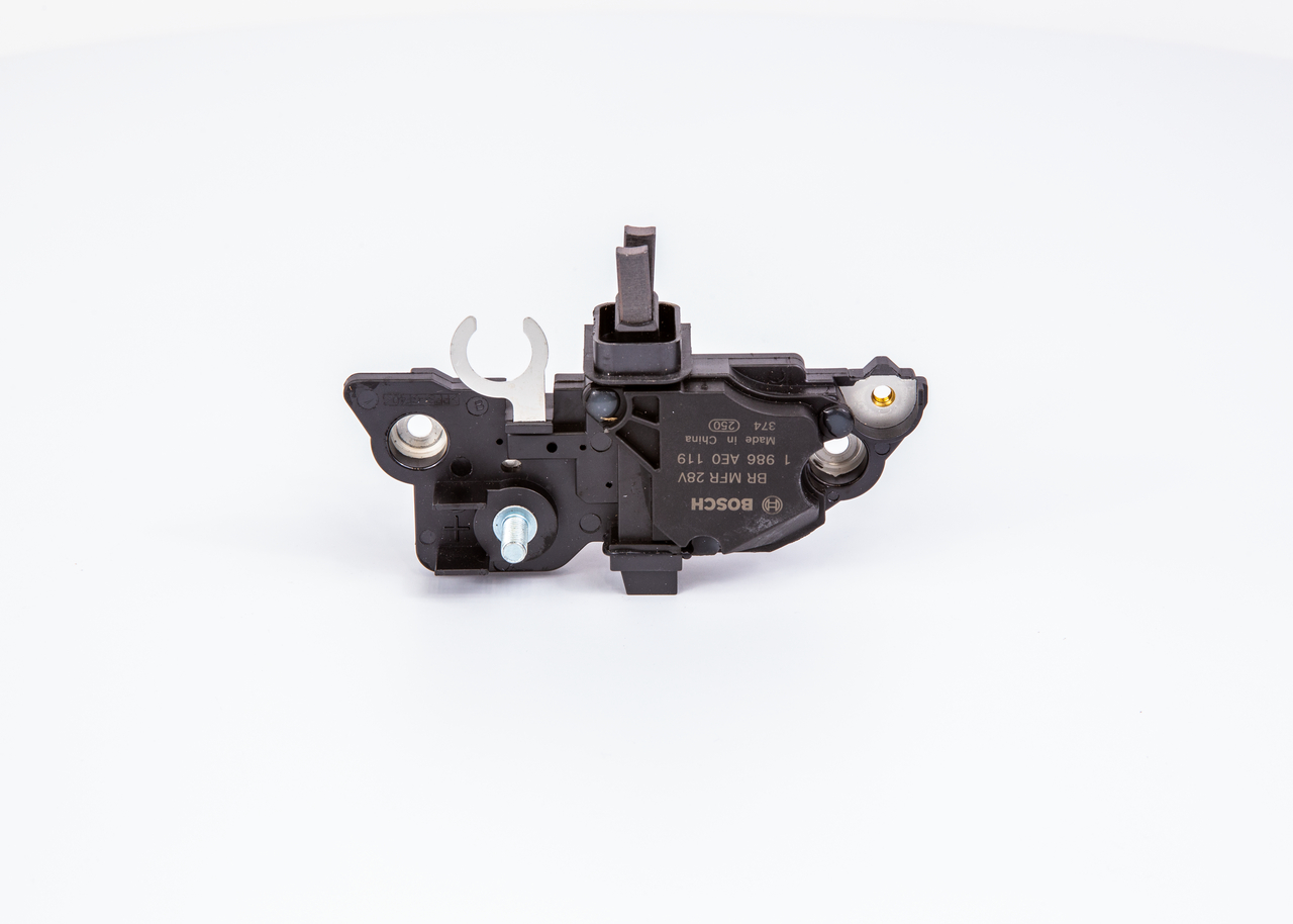 1 986 AE0 119 BOSCH Regulador del alternador FORD MONDEO