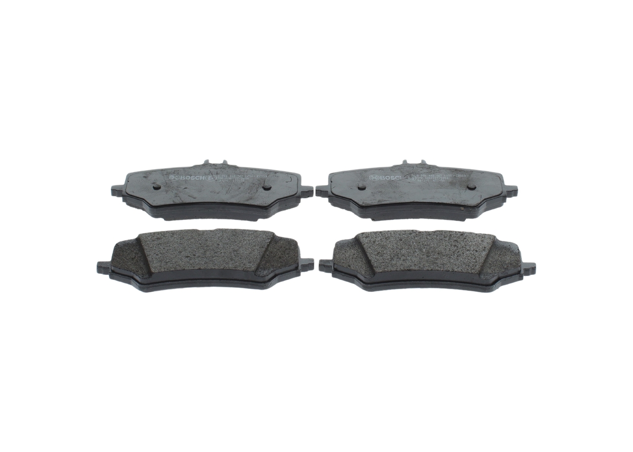 BOSCH 0 986 460 167 Bromsbeläggsats EQE SUV (X294) EQE 350+ (294.621) Elektricitet 292 hk 2024 pris
