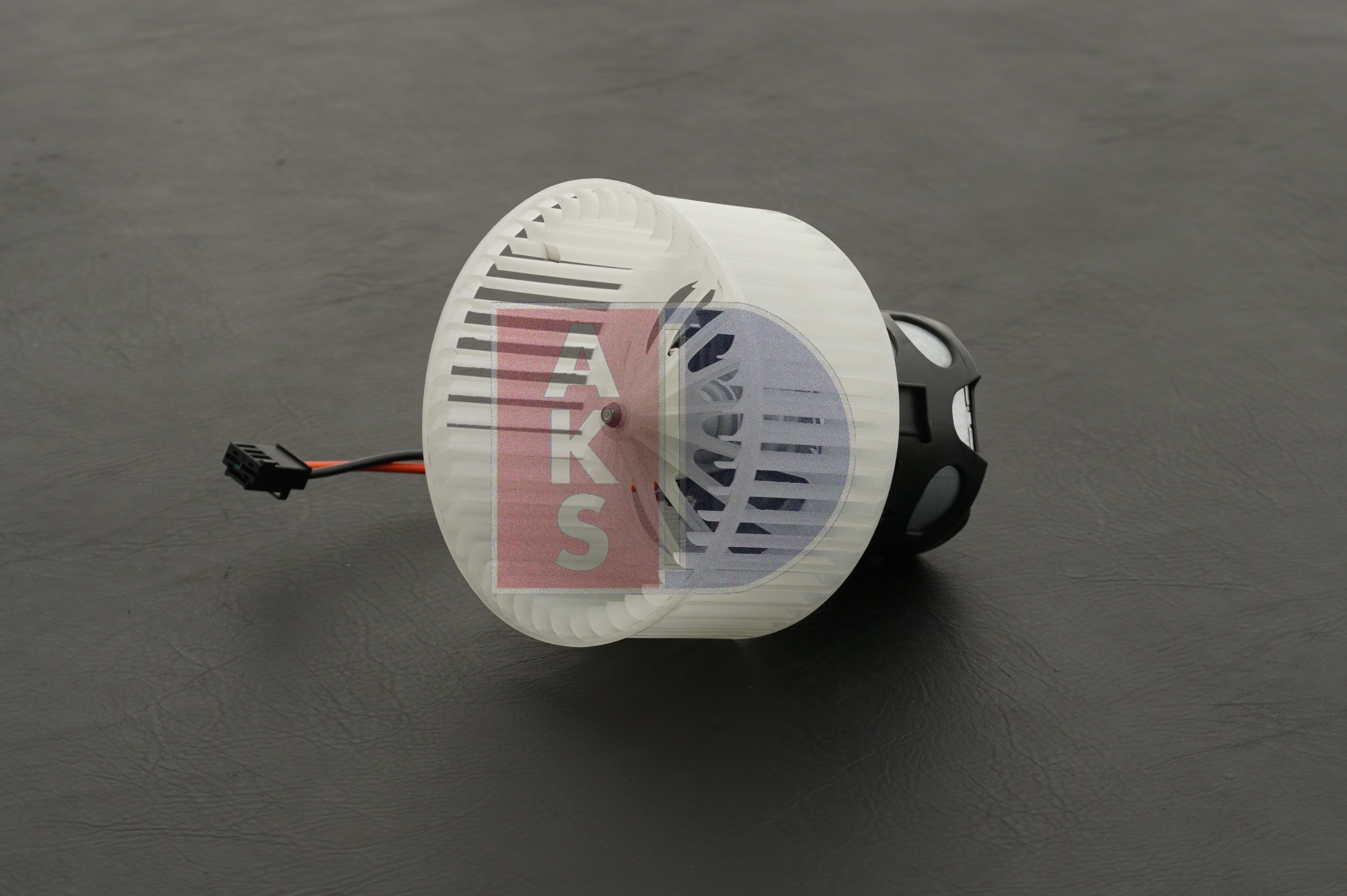 AKS DASIS Hélice du ventilateur de refroidissement moteur 058020N