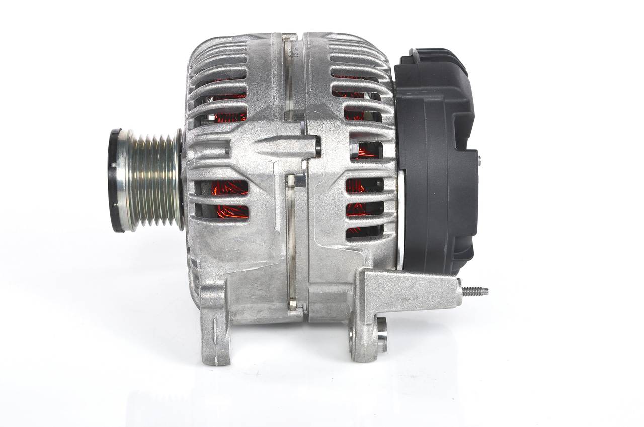 03F903023F OE BOSCH Alternator 0 124 525 221