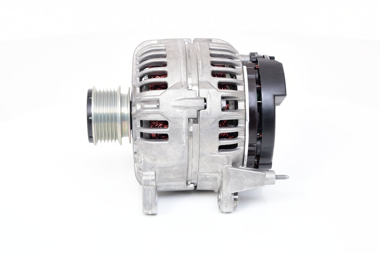 Alternateur BOSCH 0 124 525 539 appropriées pour VOLKSWAGEN, BMW, MERCEDES-BENZ, AUDI, OPEL pas cher
