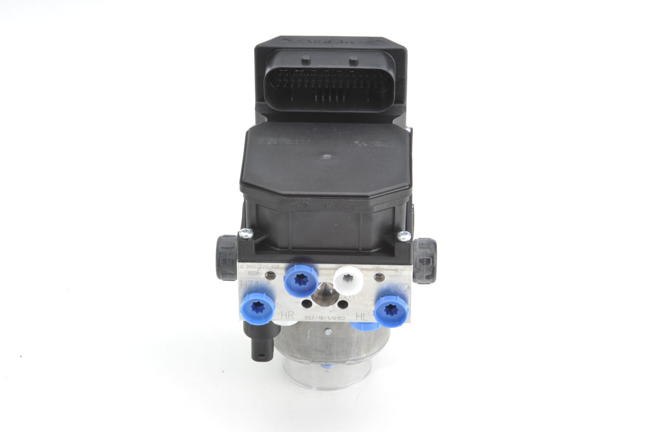BOSCH 0 265 225 137 Agregat hidravlike, zavorna naprava AUDI A4 Sedan (8E2, B6) 3.0 quattro Bencin 218 km 2004
