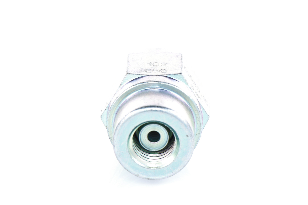 1517998 OE BOSCH Датчик давления масла 0 986 346 022