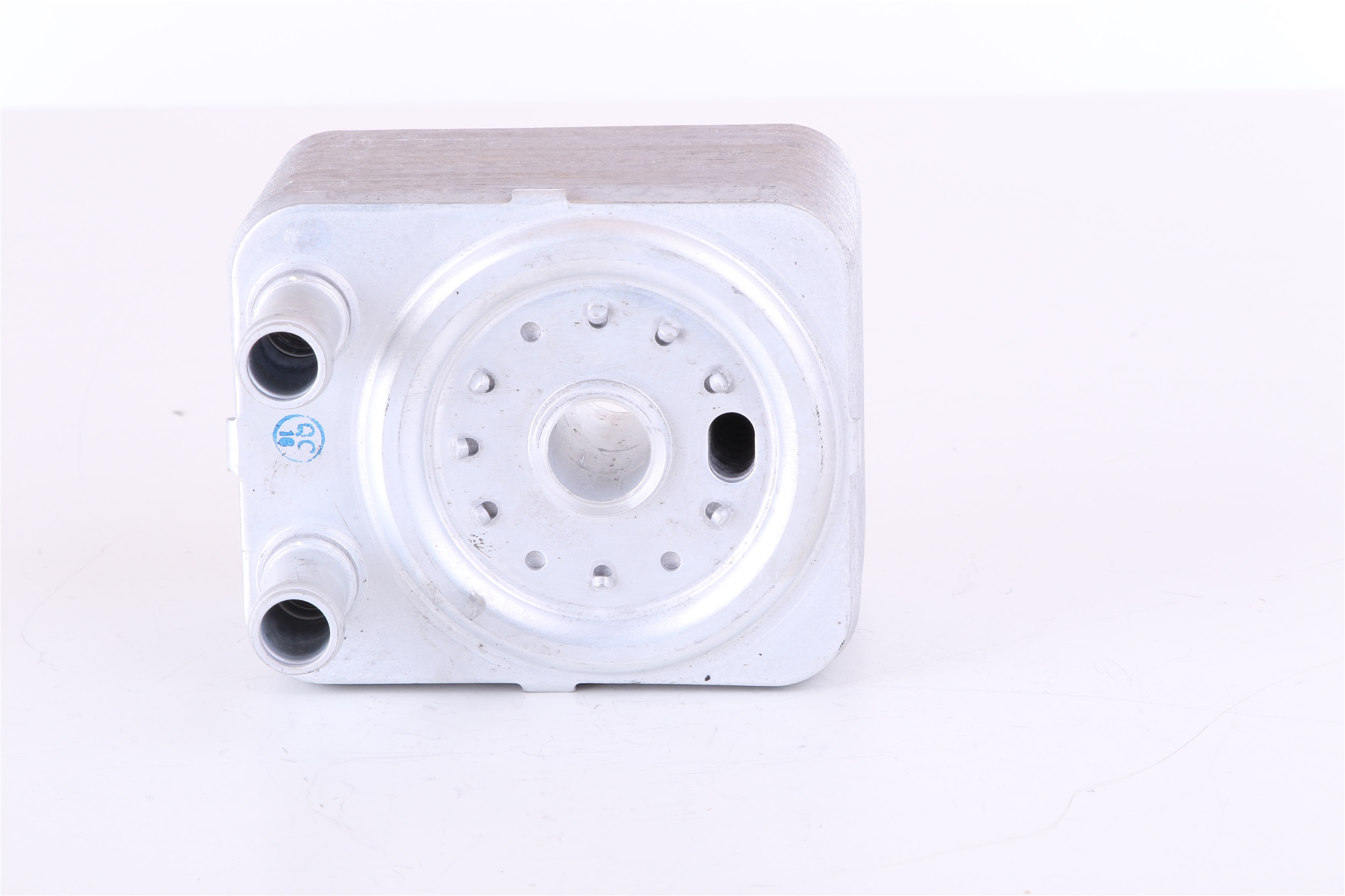 NISSENS Engine oil cooler 90655