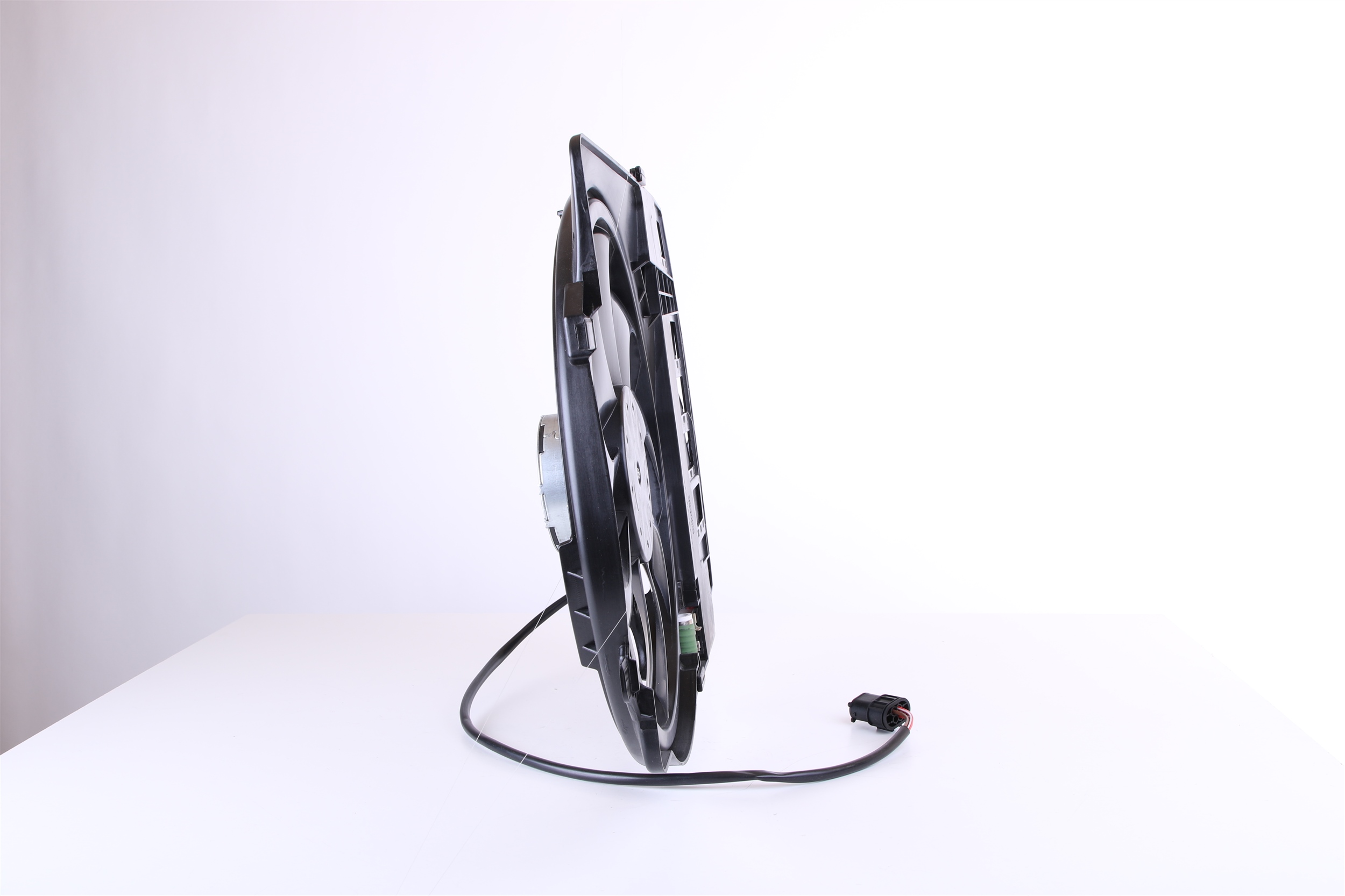 Ventilateur de radiateur NISSENS 85125