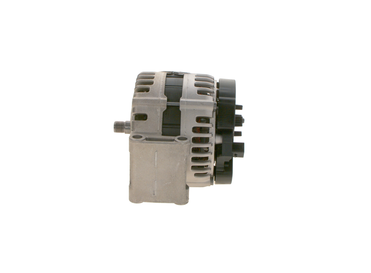 LR002426 OE BOSCH Alternator 0 121 615 111