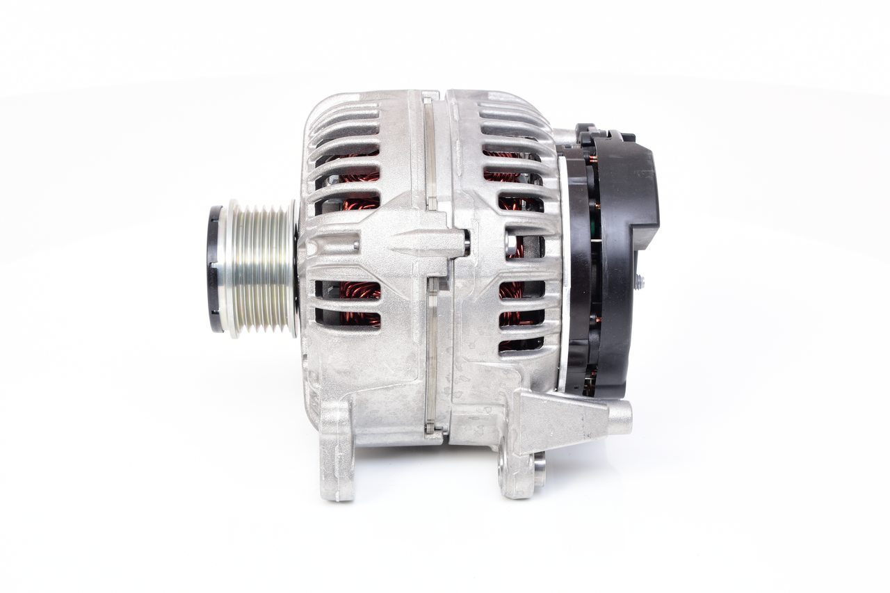 BOSCH Lichtmaschine 0 124 525 548