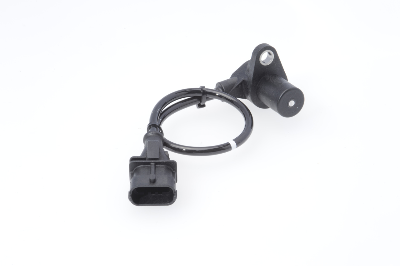 0 281 002 820 BOSCH Crank sensor MAZDA 3