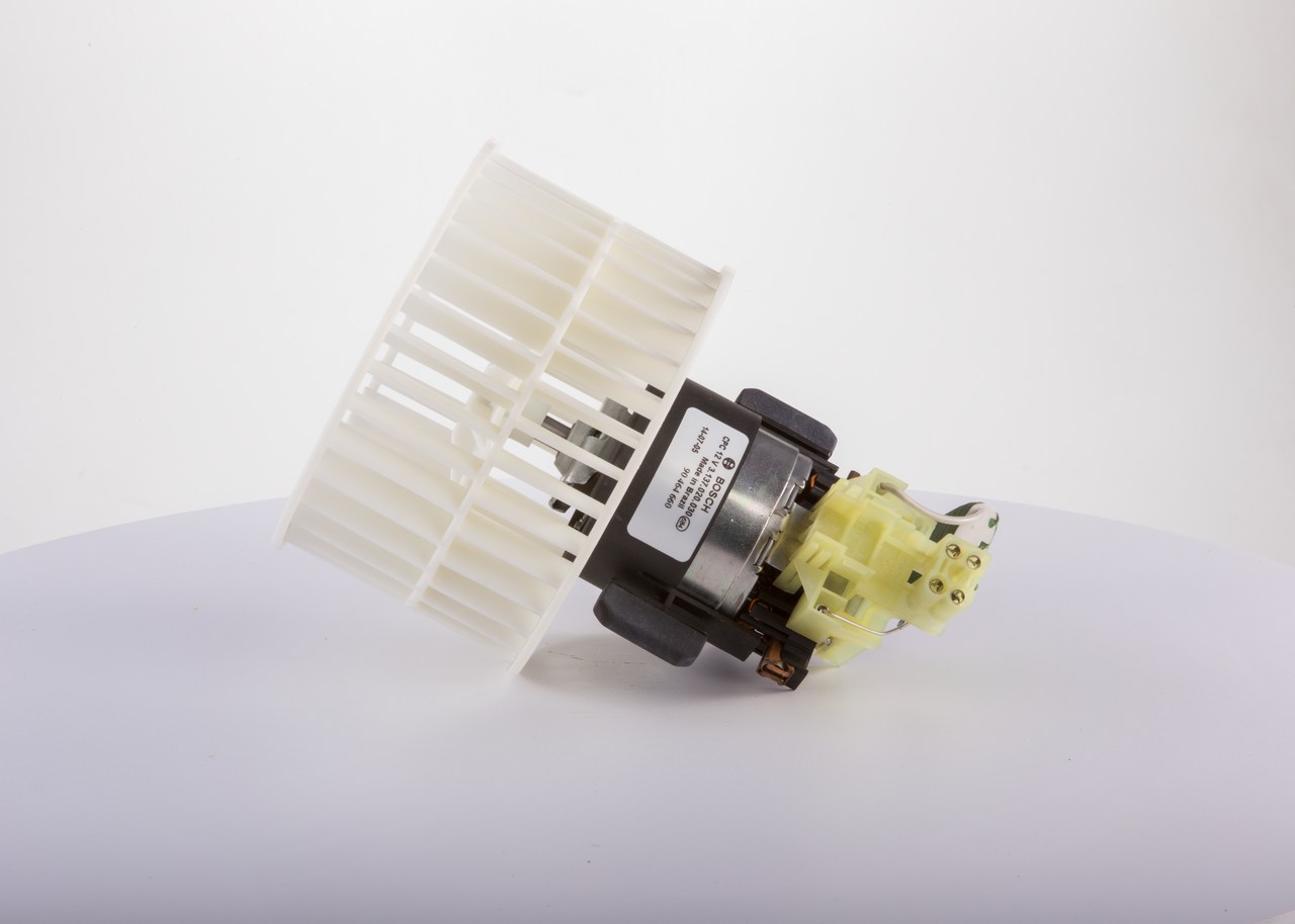 Gebläsemotor BOSCH 3 137 020 030 passend für OPEL, VAUXHALL zum günstigen Preis