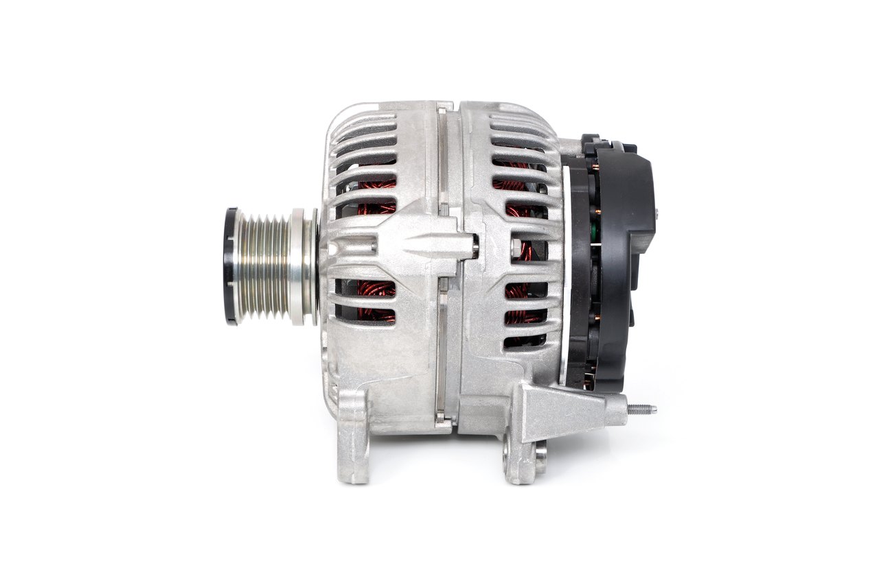 BOSCH Alternator 0 124 525 146