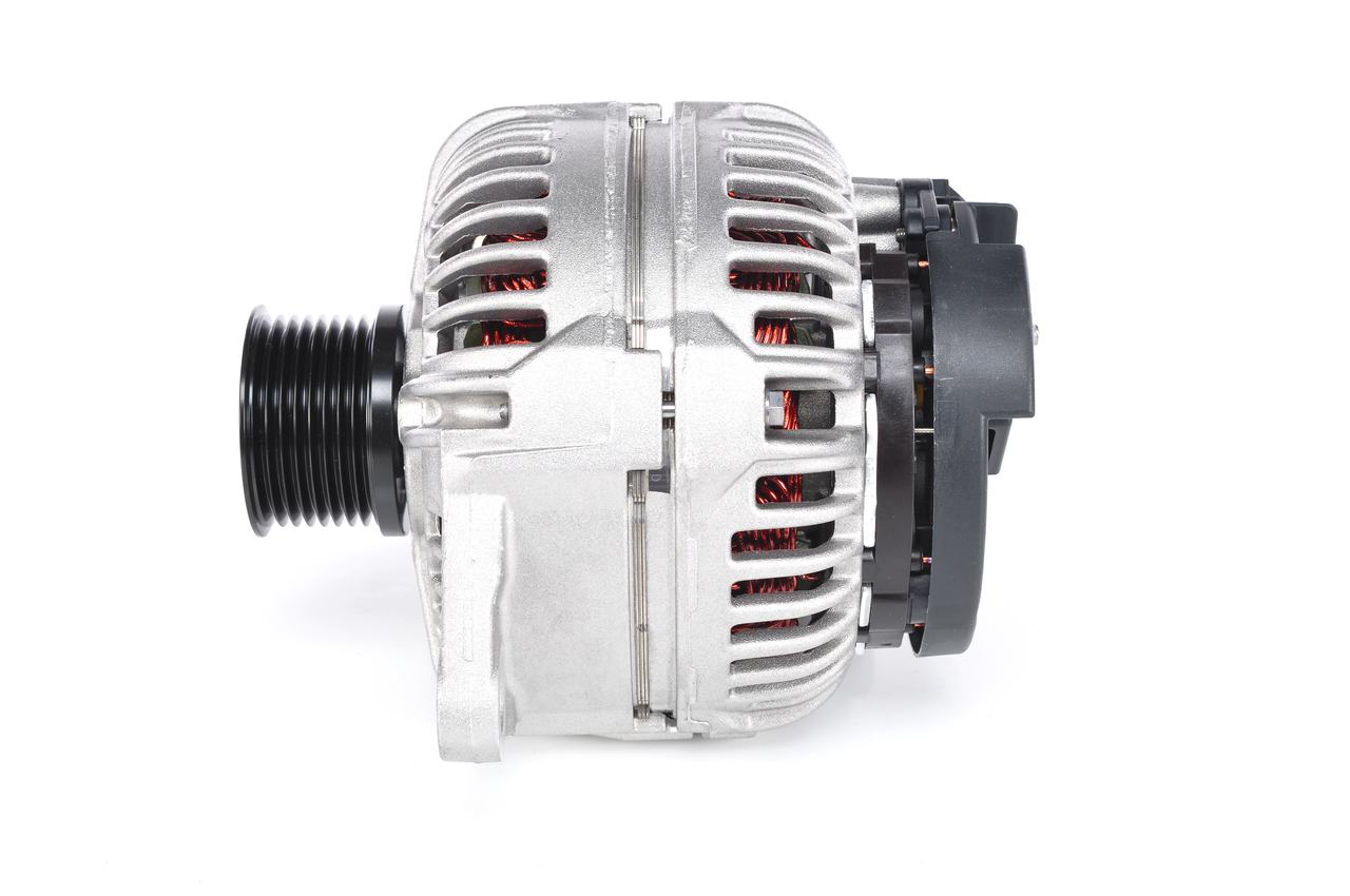 BOSCH Alternator 0 124 655 020