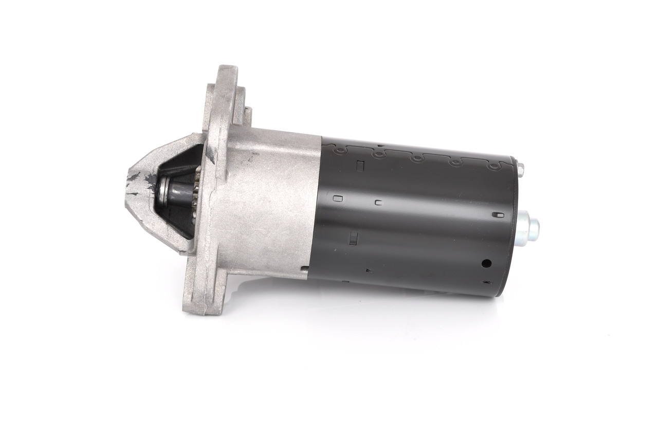 Anlasser BOSCH 0 001 136 007 passend für RENAULT zum günstigen Preis