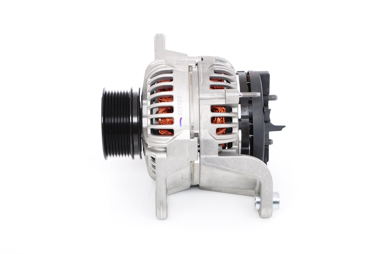 A004TR5391 OE BOSCH Alternator 0 124 655 173