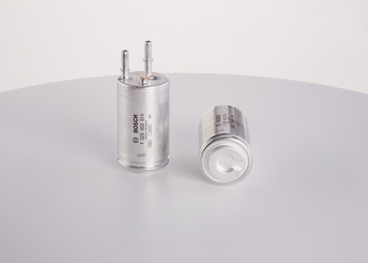 BOSCH F 026 403 014 Dieselfilter VOLVO XC70 II Kombi (P24, 136) 3.2 AWD Bensin 243 hk 2010 pris