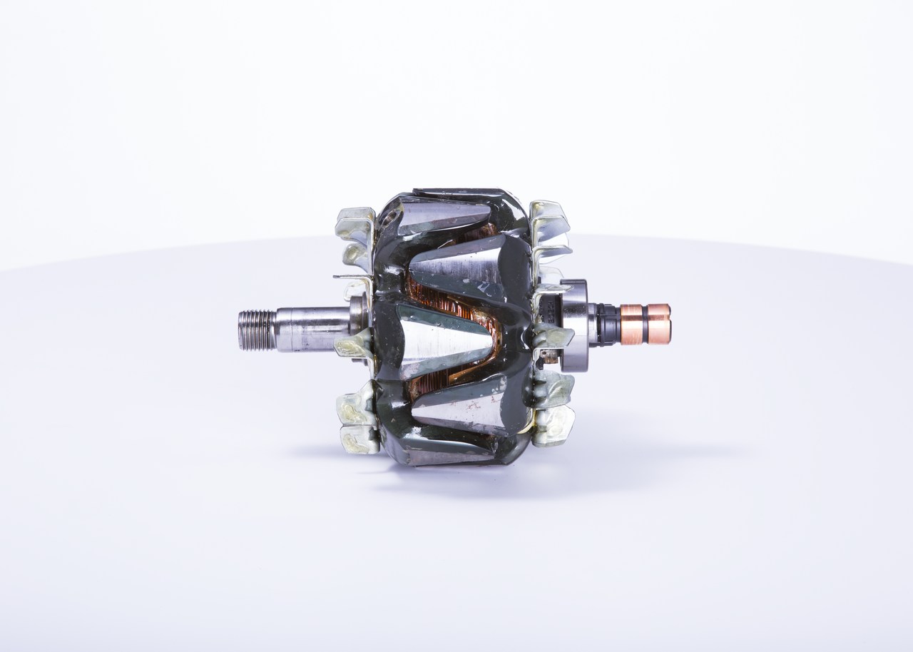 Rotor, alternador BOSCH F 00M 131 742 adequados para VOLVO barato