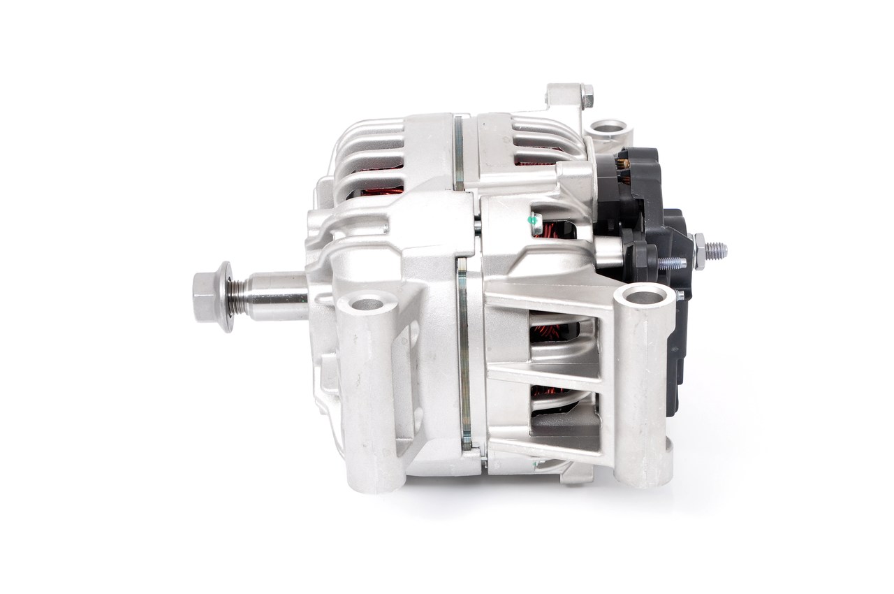 Laturi BOSCH 0 124 625 103 sopivat MERCEDES-BENZ, VW, BMW, TOYOTA, VOLVO halvalla
