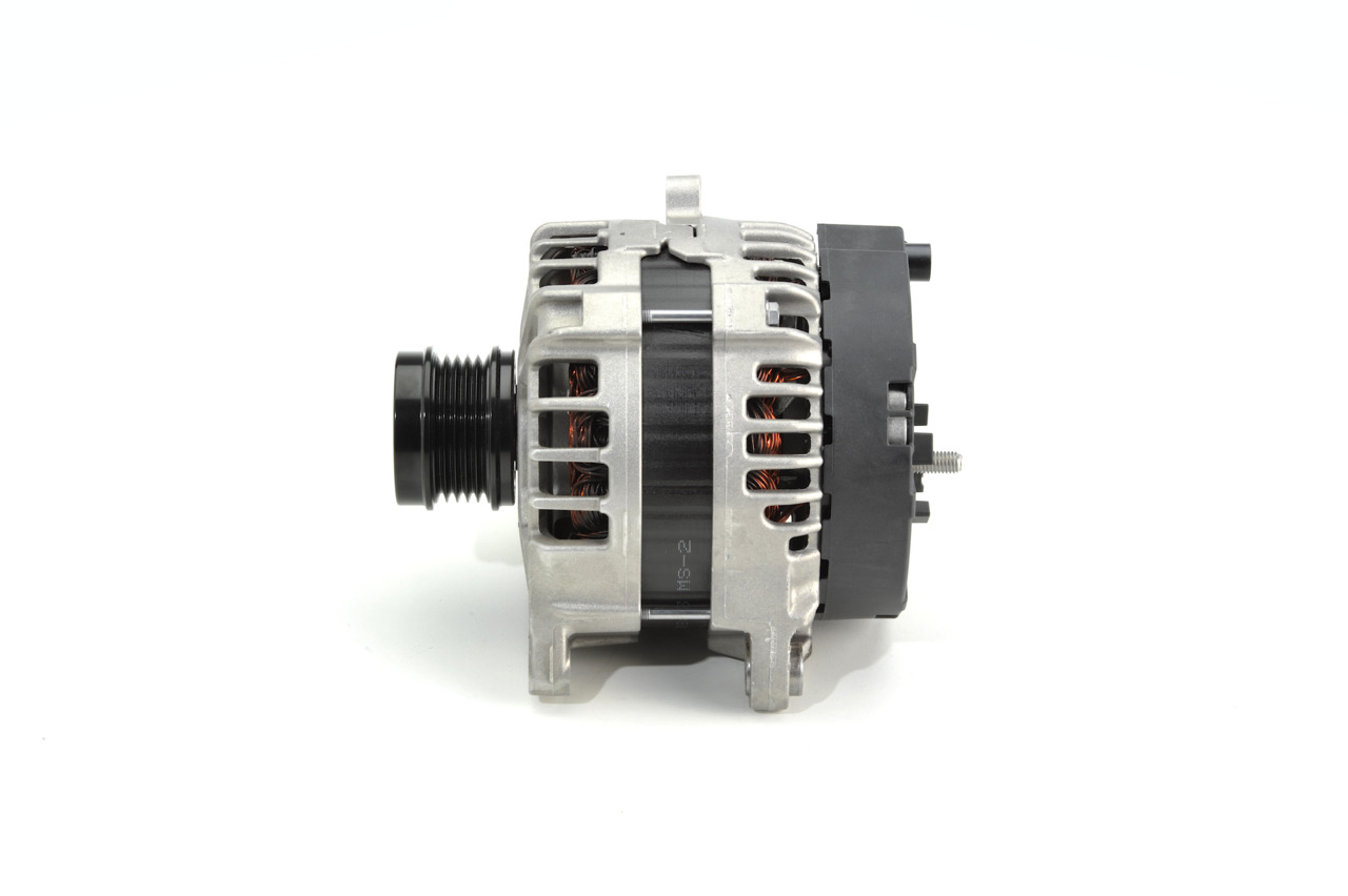 A00090619030080 OE BOSCH Alternator 0 125 711 055