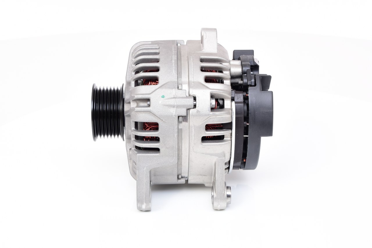 Dynamo / Alternator BOSCH 0 124 425 107 geschikt voor RENAULT goedkope