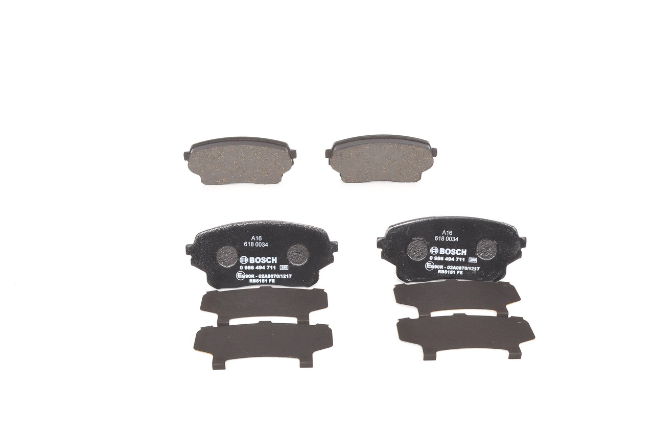 BOSCH Kit pastiglie freni 0 986 494 711