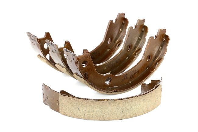 Juego de zapatas de frenos 4833A21000 STARK SKBS-0450081