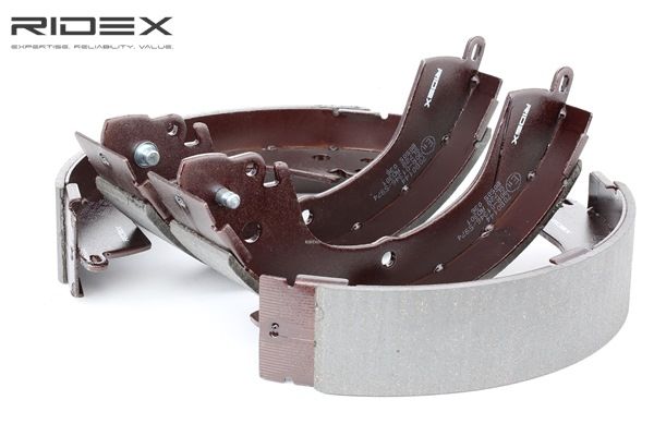 RIDEX 70B0144 Trommelbremse MITSUBISHI L200 III Pickup (K6) 2.5 TD 4WD 99 PS Diesel 1997
