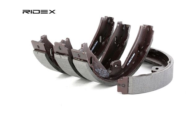 A2124200120 OE RIDEX Комплект тормозных колодок 70B0205