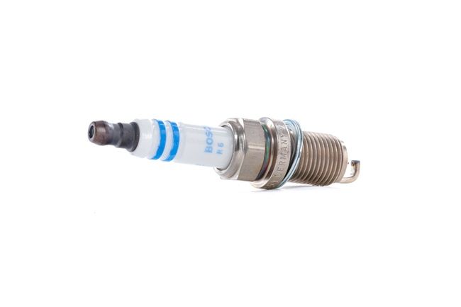BOSCH Bougie d'allumage 0 242 236 670
