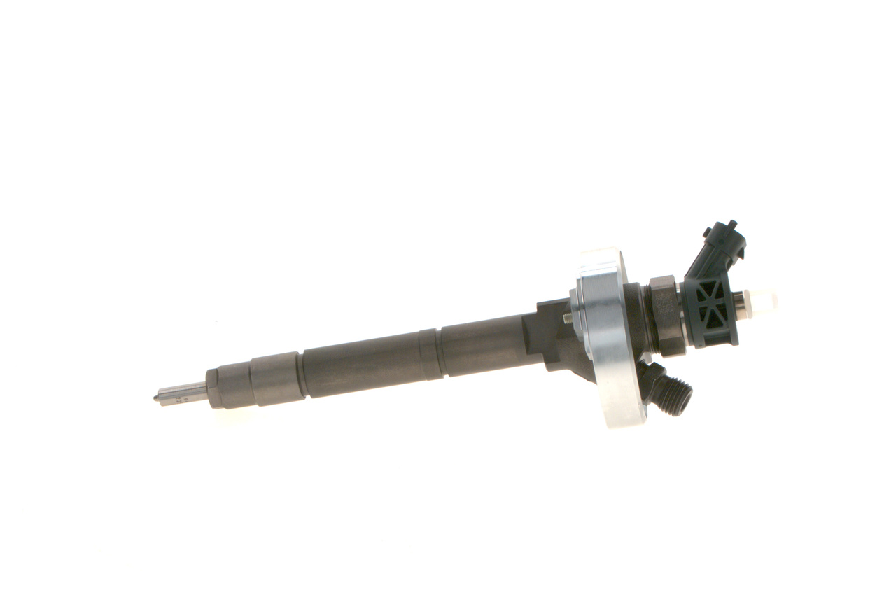 Ruiskutussuutin BOSCH 0 445 110 857 sopivat MERCEDES-BENZ, VW, BMW, TOYOTA, VOLVO halvalla