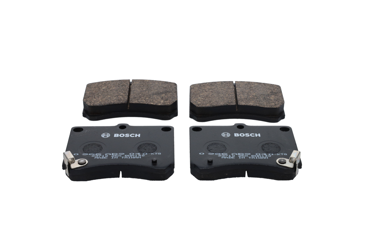 B0YW3328ZA OE BOSCH Brake pad set 0 986 AB9 040