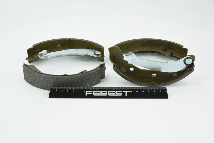 Mâchoires de frein FEBEST 1002-M200R