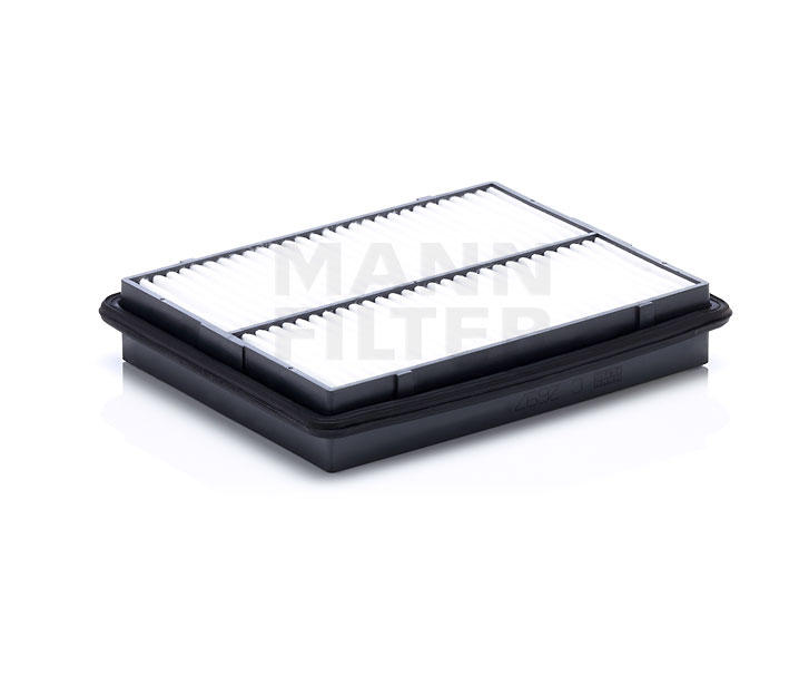 Zracni filter MANN-FILTER C 2697 primeren za VW, BMW, RENAULT, AUDI, MERCEDES-BENZ poceni