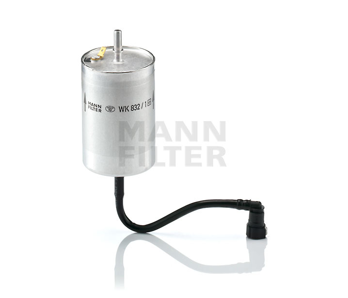 MANN-FILTER Kraftstofffilter WK 832/1